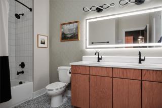 The Maren Designer's Dream Escape 10 Min To DT - Nashville - 1