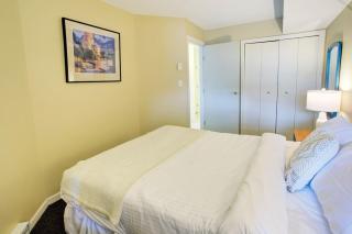 Updated Whistler Vill 1BR, Walk to Lifts & Lakes - 2