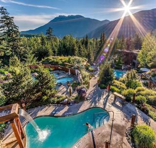 Gondola Village 2 - Whistler - 3