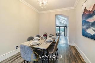 Large 4BR Home, 2 Baths, Castle Views - 5