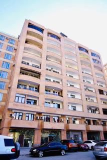 Fresh & Stylish 2 BD, 2 Baths! Closest to Center - Erevan - 1