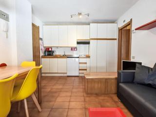 Apartment Tigli by Interhome - Madesimo - 3