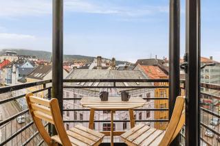 Dinbnb Apartments I Penthouse 250m From City Center I Privat Balcony - Bergen - 8