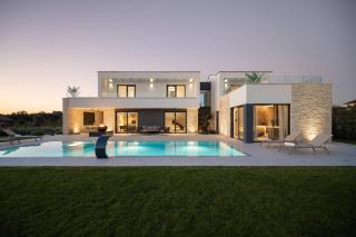 Villa Asmoa for 8 people near Porec with 45 m2 heated pool, wellness & sea view - Rapavel - 0
