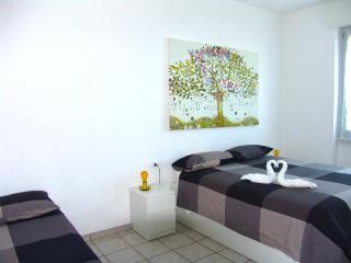 Modern Apartment Luci & Stelle near Lake Como - - 8