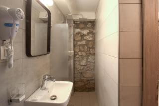 1951 Suites - Standard Room - 4