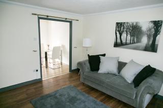 5Guests-FamilyFriendly-Parking-GardenView-Centre - Kettering - 3