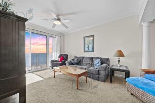 Legacy Tower Two 1206 - 4