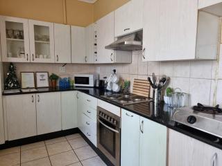 The Leafy Haven- outdoor braai & party space - Harare - 9