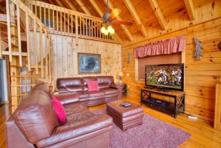 Incredible mtn views, 2 king bedrooms, hot tub! - Sevierville - 6