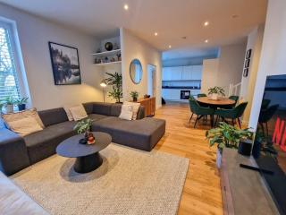 Premium City Centre 3Bed Home by City SuperHost - 6