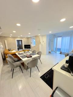 Alia house with garden in Piešťany - 4