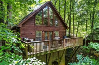 Gorgeous Updated Cabin With Awesome Game Room, Hot Tub, And Spa- Like Shower! - Sevierville - 5
