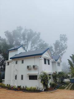 Sapphire Moonlight Villa - Panchgani - 4