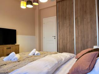 Social Pop Apartment - 2