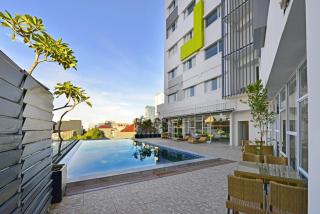 Whiz Prime Hotel Hasanuddin Makassar - Macáçar - 0