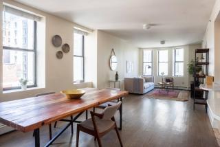 Classic Downtown Loft Style Apartment - Boston - 3