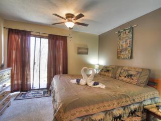 Affordable cabin-hot tub & near PF Parkway! - Pigeon Forge - 6