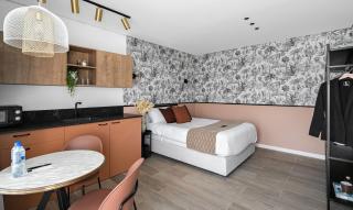 ריזורט האחוזה- וילה עם בריכה פרטית וסוויטות עם בריכה משותפת מול נוף ים המלח - 4