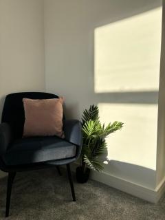Manchester Apt, Free Parking, Business, Couples & Families - 6