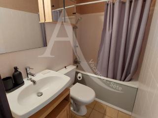 T2 quartier Quilles renove avec gout WIFI 4 personnes - 7