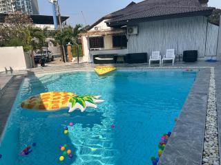 5 bedroom Villa Jomtien -11 - 0