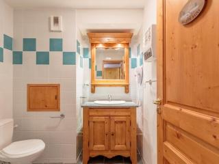 Appartement cosy 3 pièces, piscine, sauna, hammam, à 100m des pistes, parking couvert inclus - FR-1-351-28 - La Plagne - 2