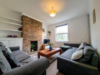 Four Bedroom House by Brookland Stays Serviced Accommodation Short Lets Brighton & Hovewith Free WiFi - Brighton et Hove - 9