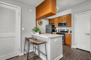 Santa Monica 2 Bed/ 2 Bath - Los Angeles - 7