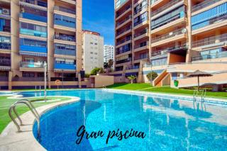 Apartamento completo con terraza, vistas a la piscina, cerca de la playa - Villajoyosa - 0