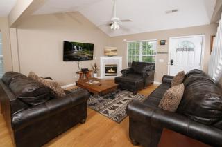 Conveniently located in Pigeon Forge, spacious & clean 3 bedroom! - Pigeon Forge - 8