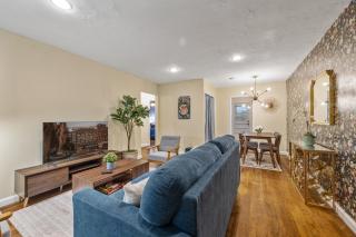 Charming 2BR in Buckhead with Backyard - Atlanta - 3