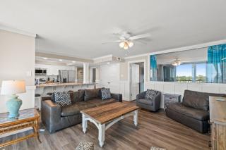 Pelican Walk 501 - 3