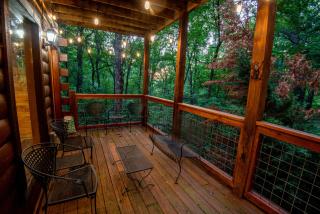 Dog friendly 2BR log cabin- hot tub & game room! - Sevierville - 5