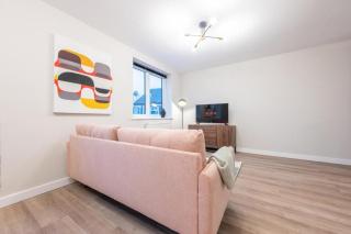 Luxurious 2 Bed Apartment Cardiff Central - 4