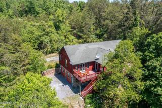 Sleeps 22, mountain view, game room, pet friendly! - Sevierville - 6