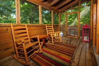 Cozy 3Br slps 8 hot tub, porches, great location - 7