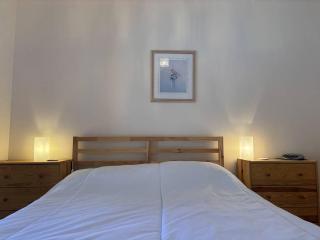 Maison spacieuse et fonctionnelle - 5 chambres, terrasse, parking privé - FR-1-548-27 - 5