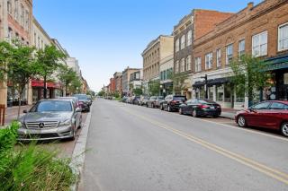 Historic City Market Loft Off Broughton - 7