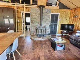 Zenitude 2, Beachfront chalet, hot tub,Lac Simonet - Saint-André-Avellin - 1