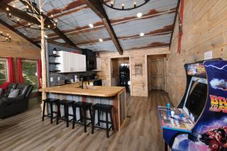 Newly renovated 2 BR in convenient location! - Sevierville - 0