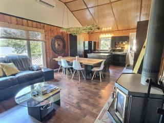 Zenitude 2, Beachfront chalet, hot tub,Lac Simonet - Saint-André-Avellin - 3