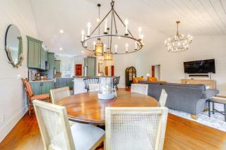Cashiers Home with Lake Glenville Views! - Cashiers - 0