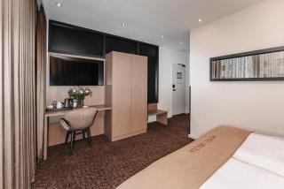 Hotel Unique Majestic - Dortmund - 1