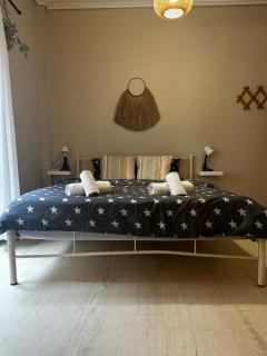 Cherry - HappyHostGr - Downtown Apartment - 7