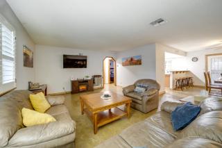 Riverfront Camp Verde Retreat with Game Room - Camp Verde - 8