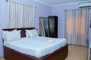 Triple Tee Hotel - Lagos - 4