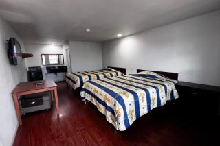Deluxe Inn Motel By OYO Grand Prairie Interstate 30 - Grand Prairie - 0