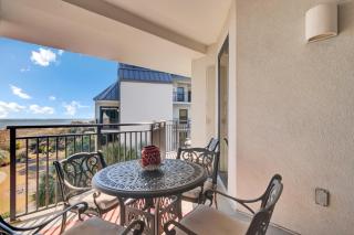 Oceanfront w Pool Beach Access Balcony View 312 B Shipwatch by AvantStay - Isle of Palms - 9
