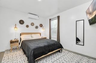 Cozy Home Sleeps11 HighSpeed WiFi500MBPS Plus - Fresno - 2